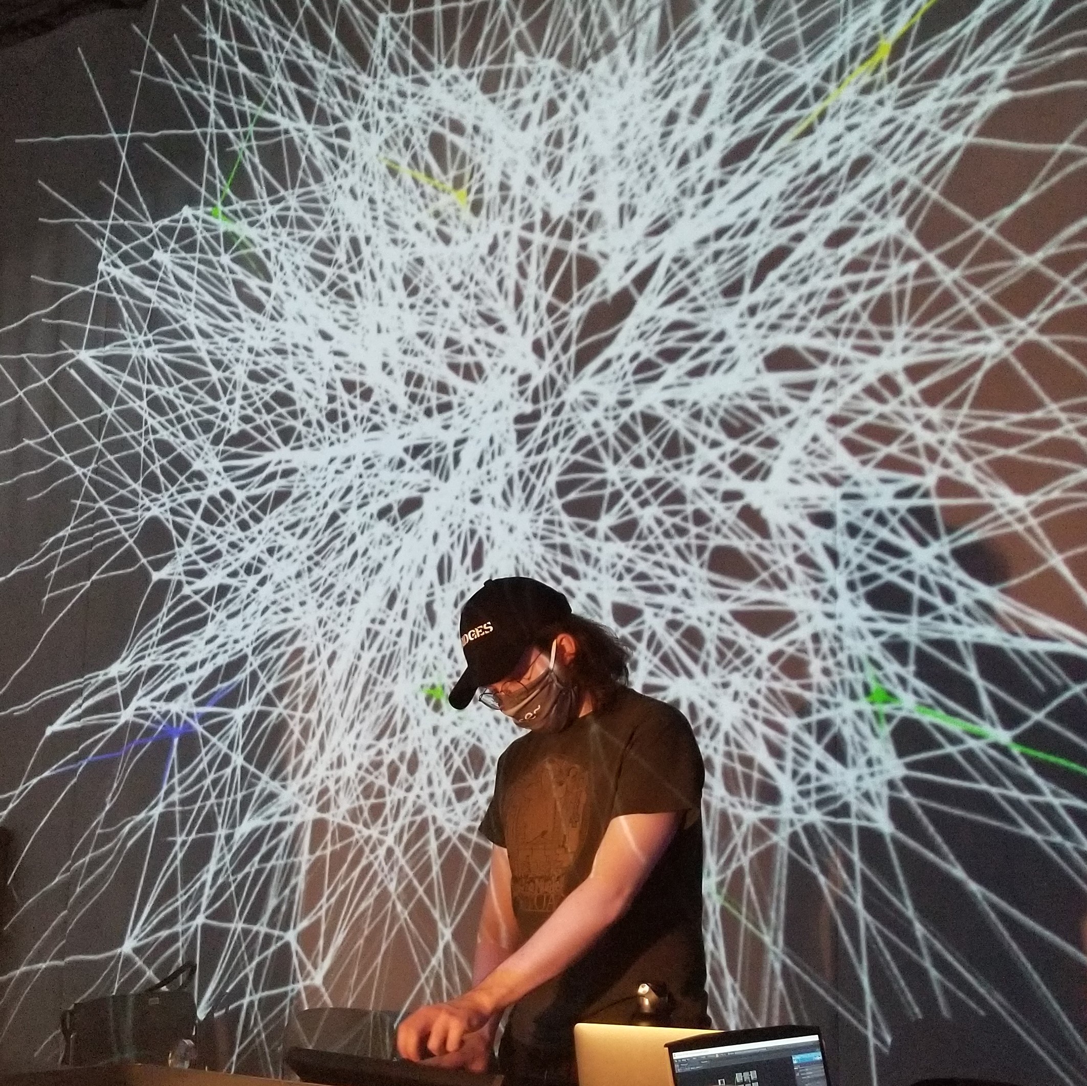 Rory Hoy performing during MTF Aveiro 2021 | Biofeedback Crystallization at York University